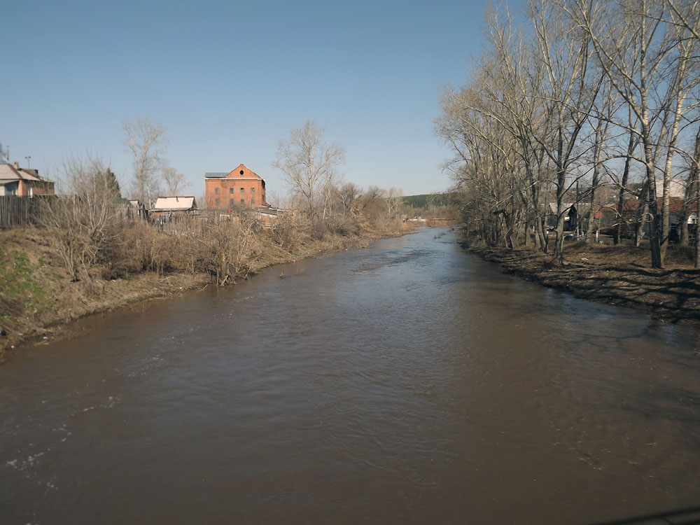 На реке Труев  организованы посты наблюдения и спасения