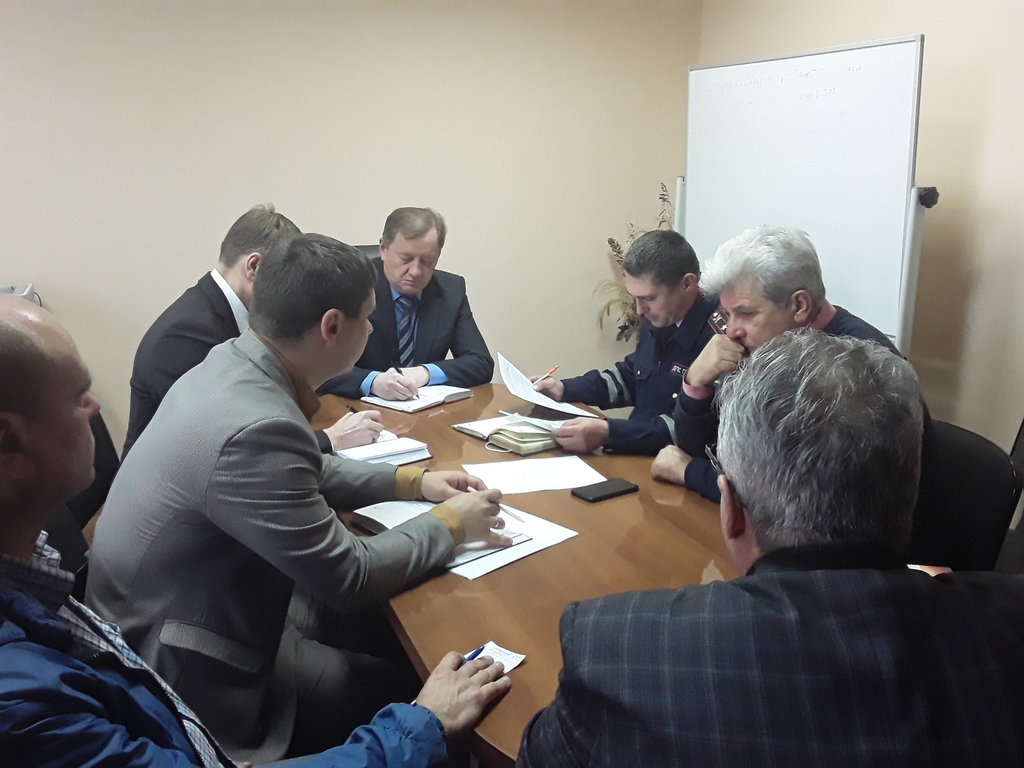 В администрации города Кузнецка состоялось заседание комиссии по безопасности дорожного движения