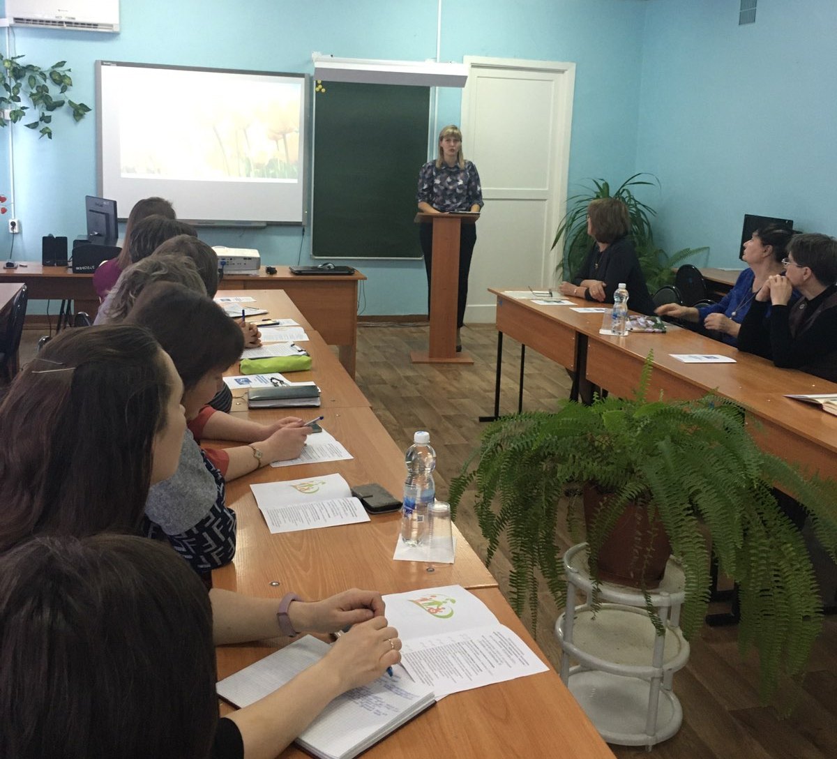 В Кузнецком многопрофильном колледже обсудили получение профессионального образования лицами с инвалидностью