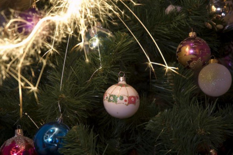 Управление по делам ГОЧС г. Кузнецка напоминает  о мерах безопасности при проведении новогодних праздников