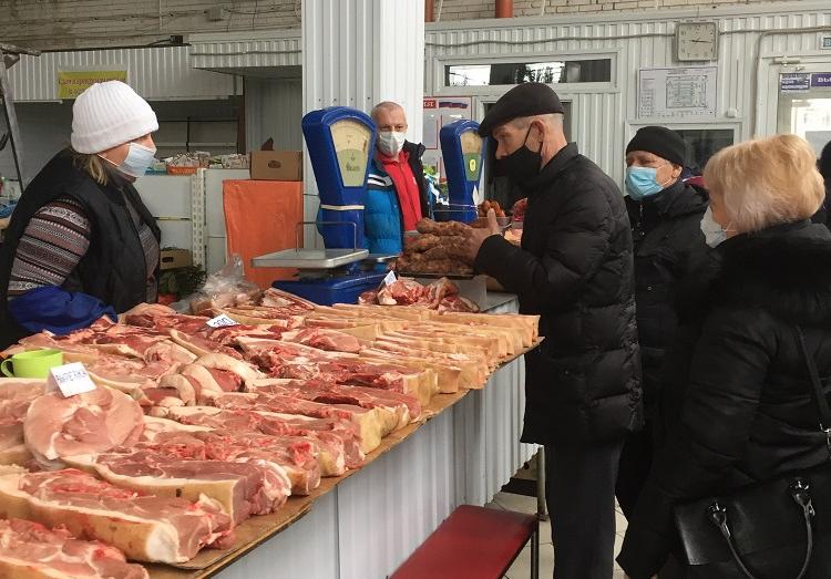 В Кузнецке проводится мониторинг соблюдения законодательства при реализации продуктов питания животного происхождения