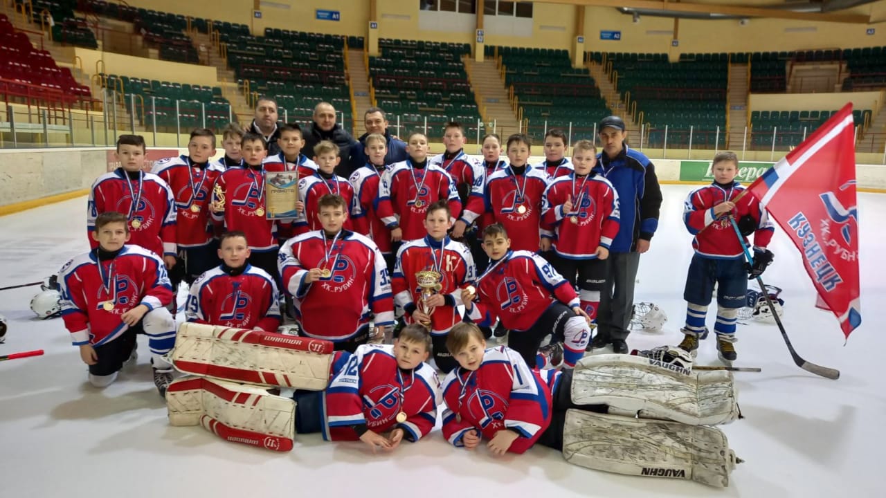 Команда «Рубин» стала лучшей  на межрегиональном турнире по хоккею