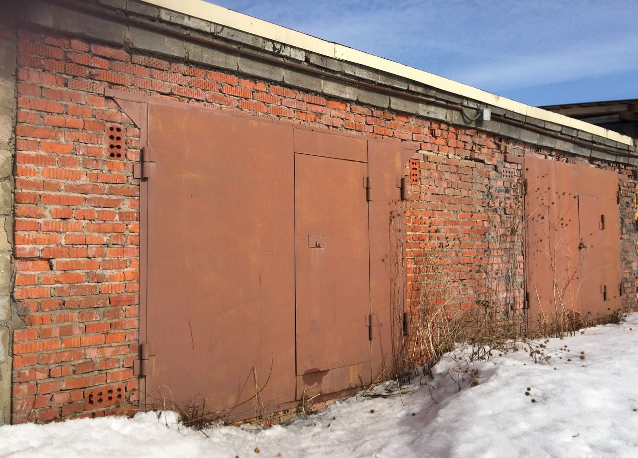 В Кузнецке продолжается реализация "гаражной амнистии" 