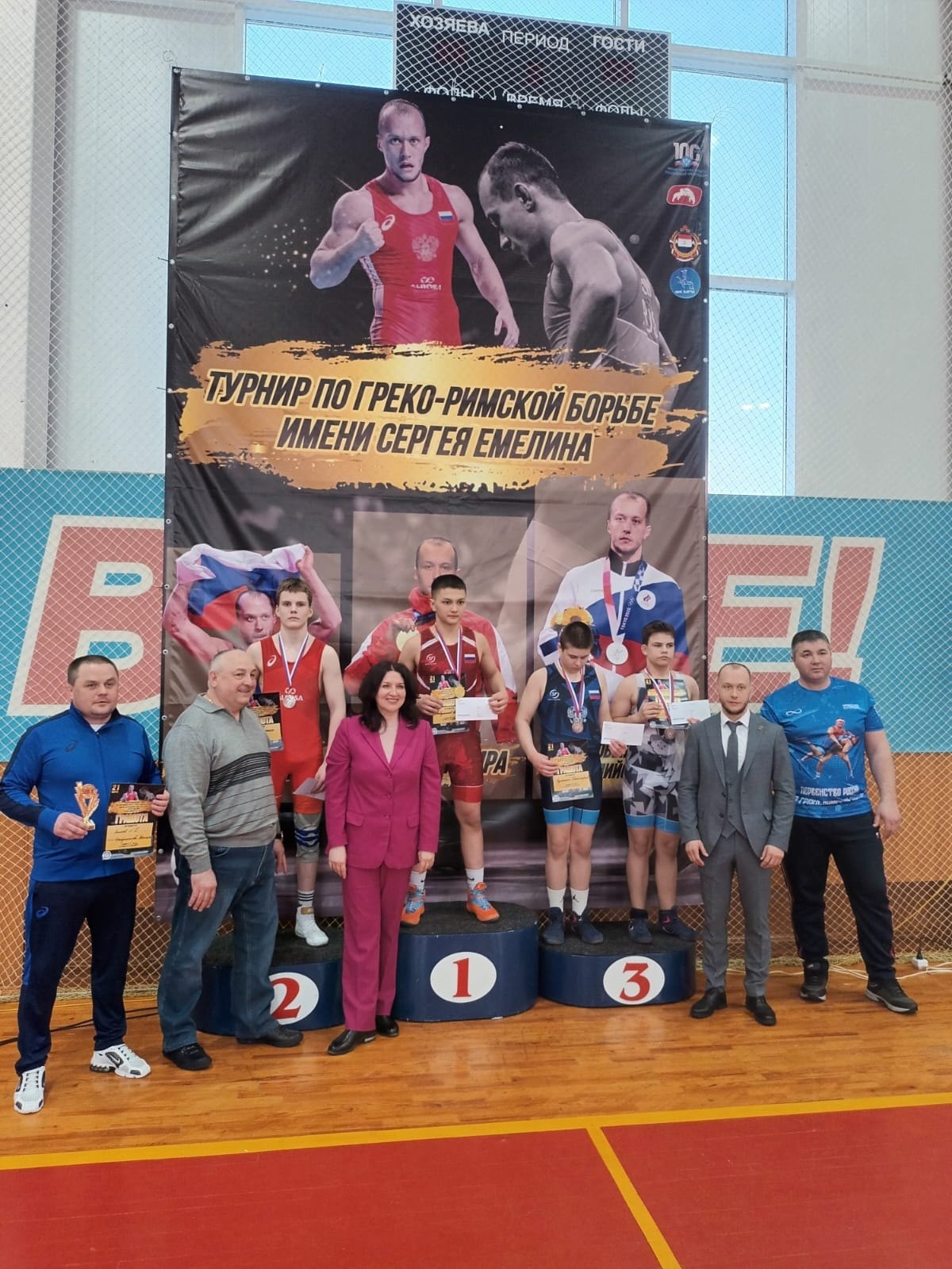 6 медалей завоевали кузнечане на турнире по греко-римской борьбе!