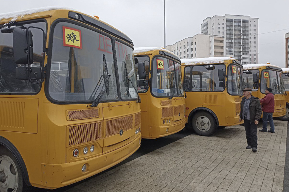 Кузнецк получил новый школьный автобус