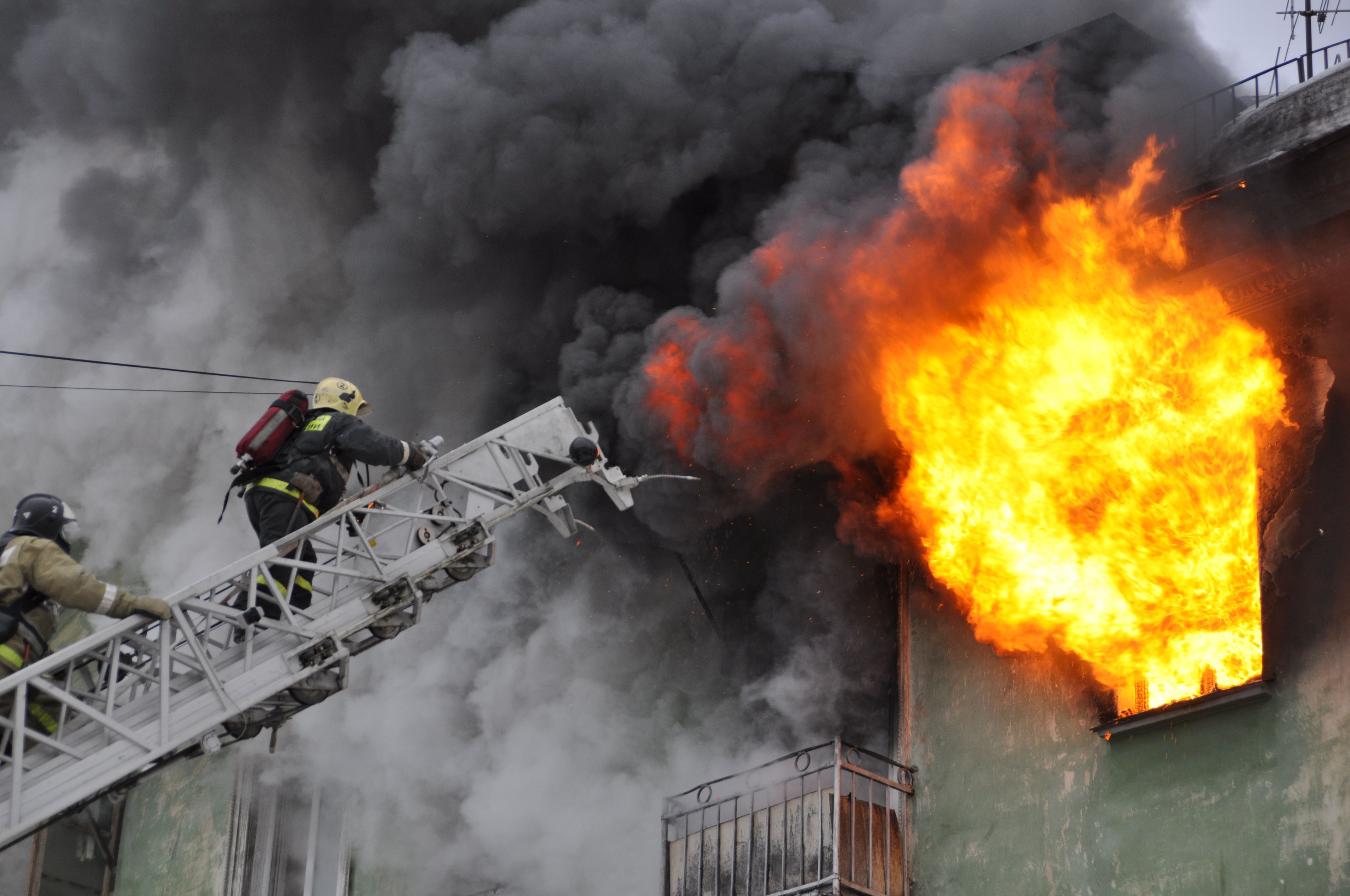 Федеральная противопожарная служба МЧС напоминает основные правила пожарной безопасности