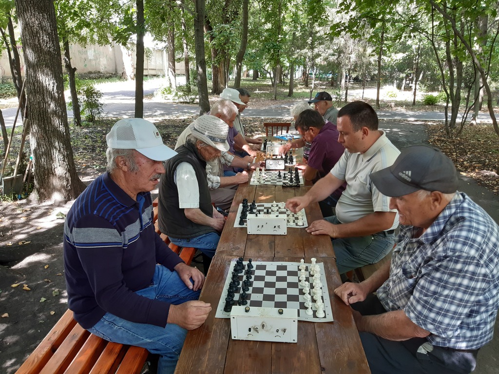 Кузнецкие шахматисты провели турнир в честь Дня физкультурника