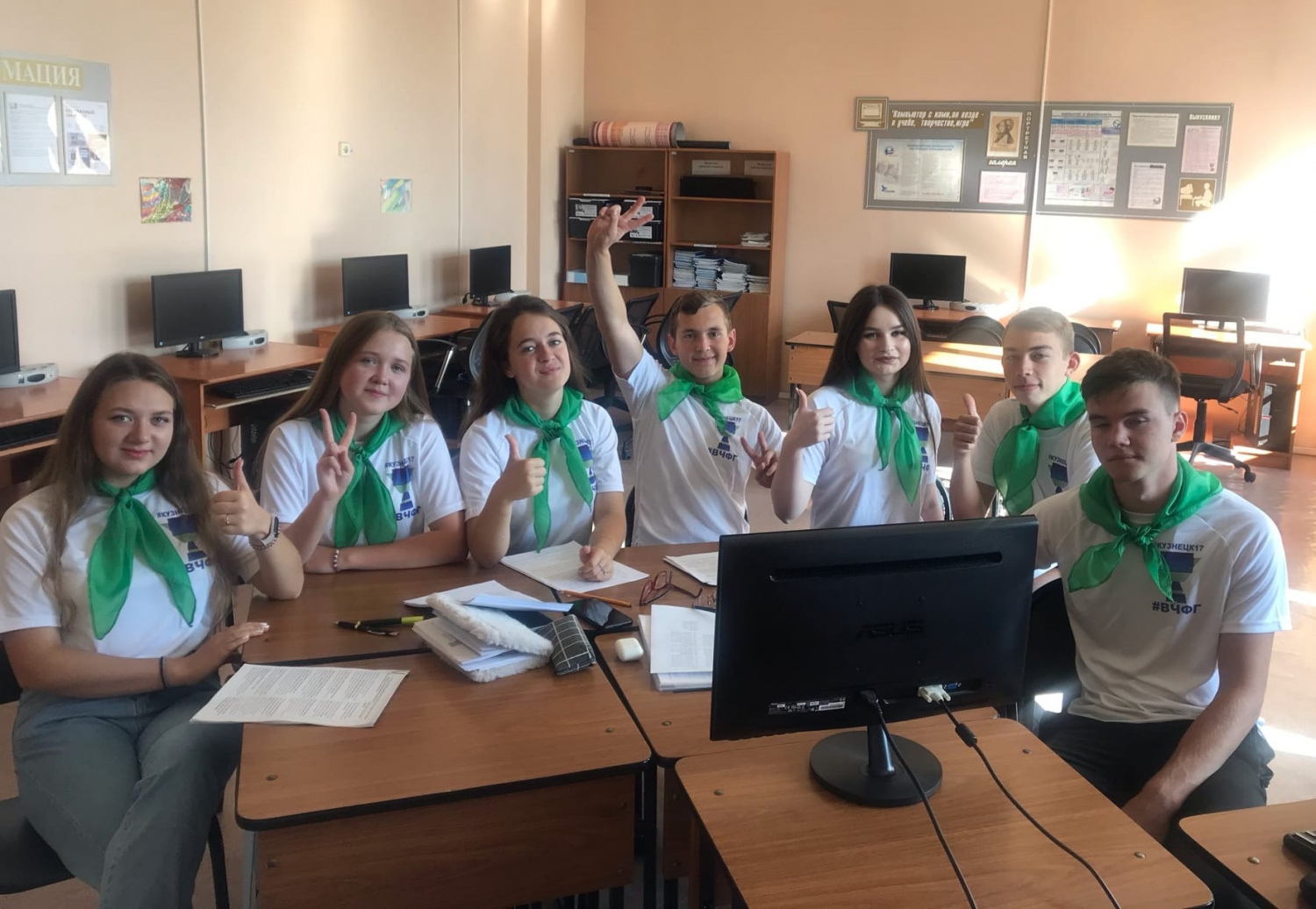 Команда школы № 17 имени Ю. Гагарина вышла в полуфинал Всероссийского чемпионата по финансовой грамотности