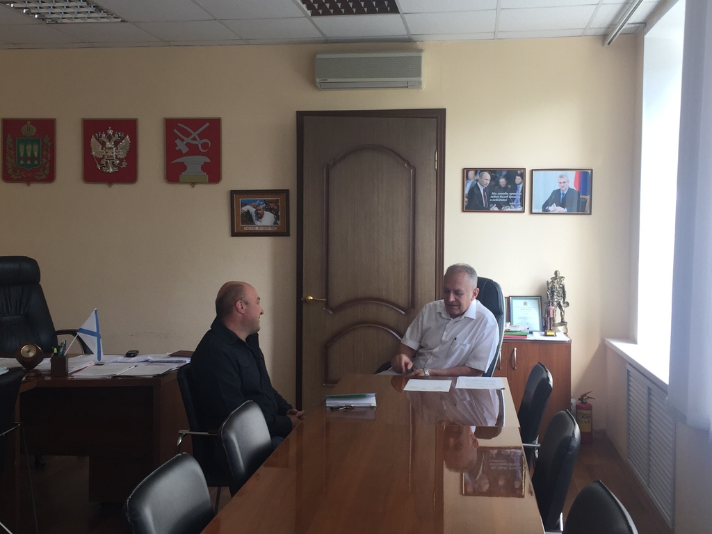 Глава администрации города Кузнецка Сергей Златогорский провел личный прием субъектов бизнеса