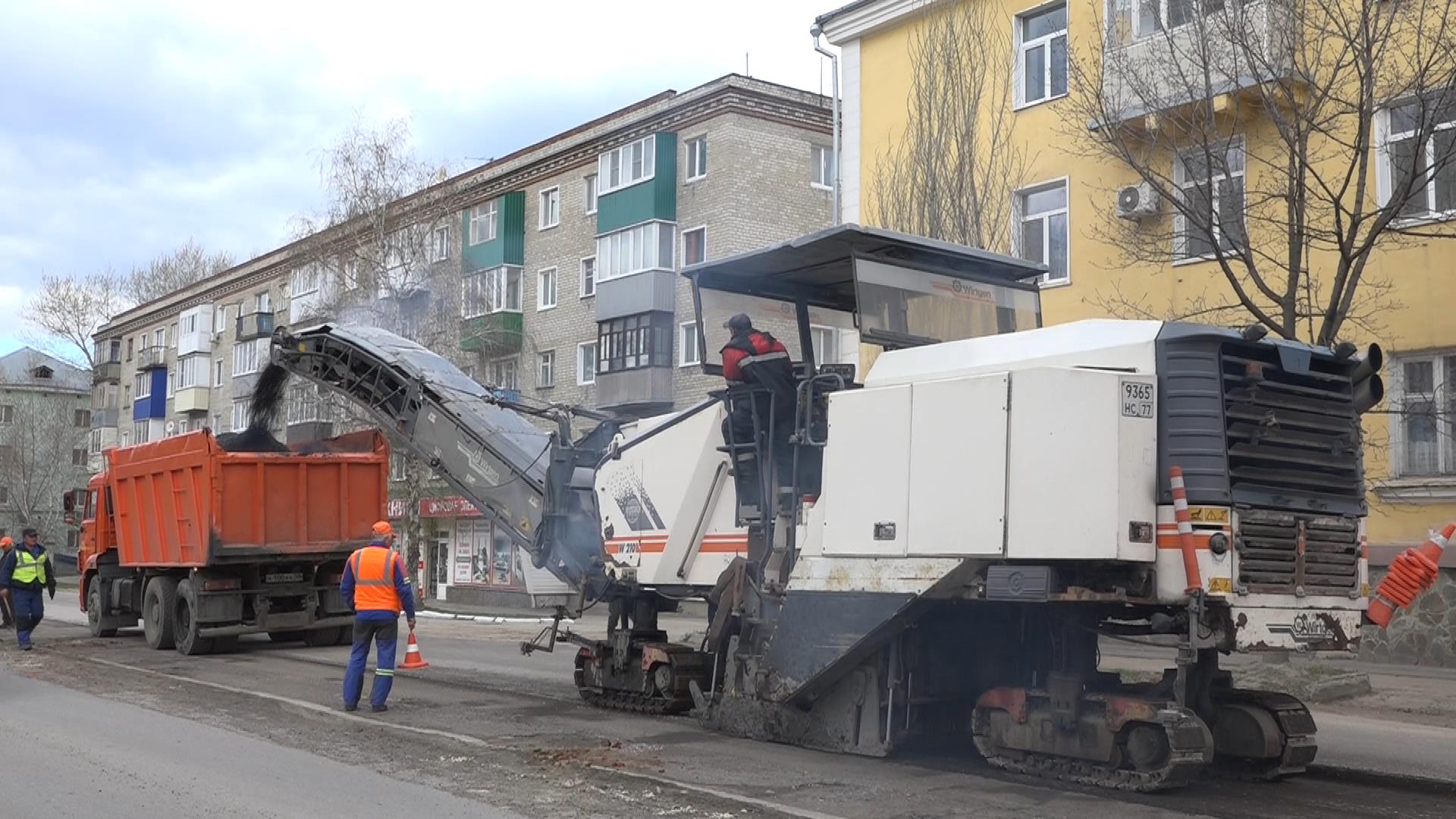 В Кузнецке ведется ремонт дорог