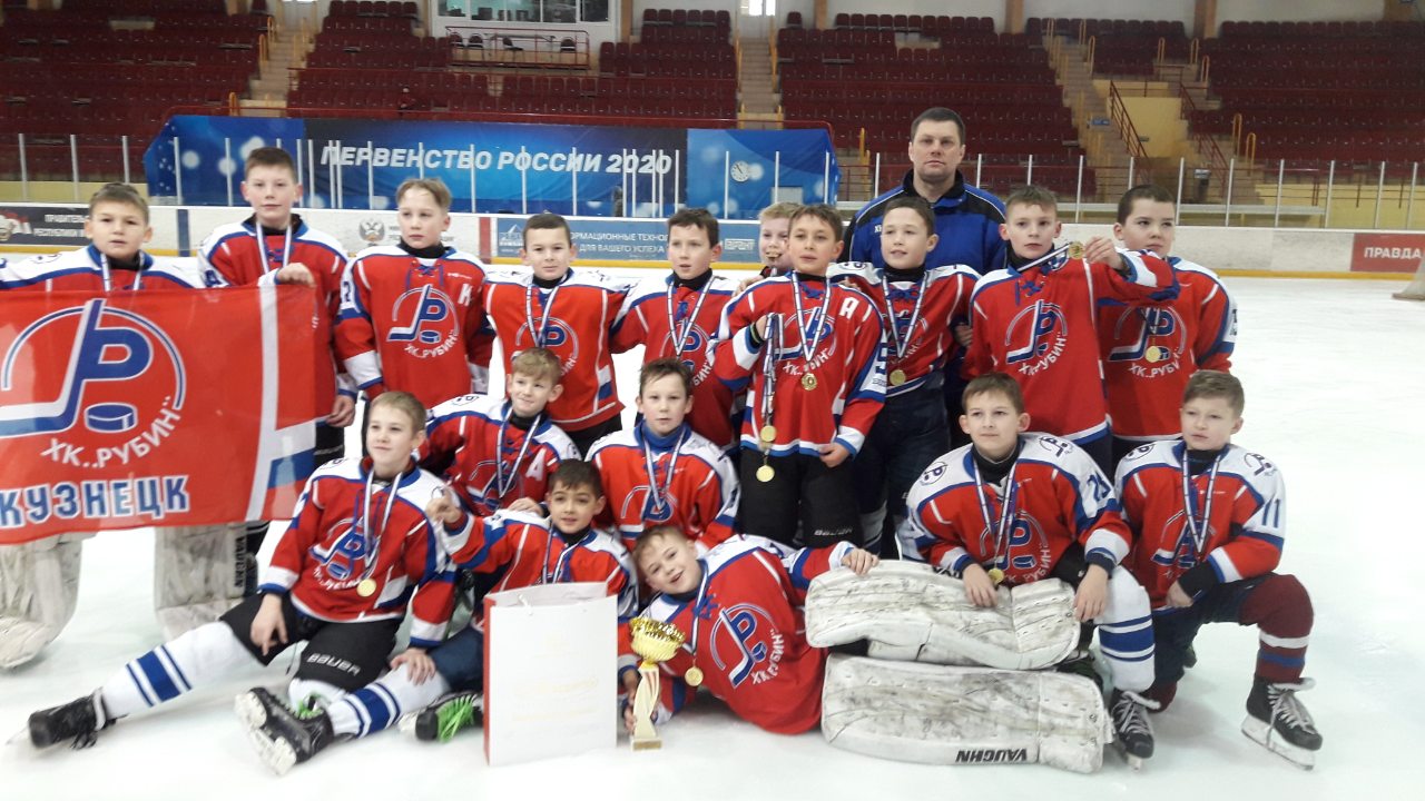 Кузнечане приняли участие в играх в рамках Первенства России по хоккею