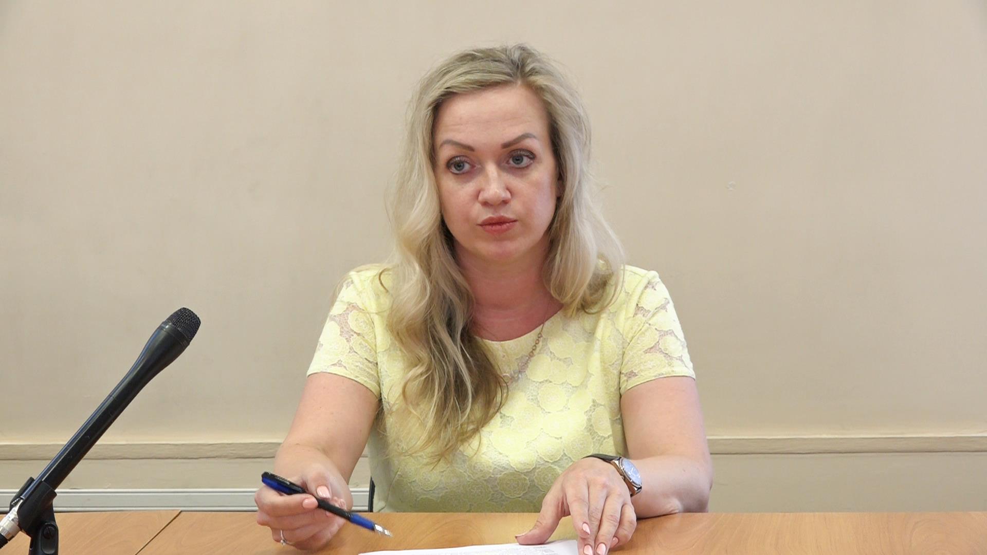 Брифинг для СМИ провела и.о.директора МФЦ  г.Кузнецка Елена Казарова