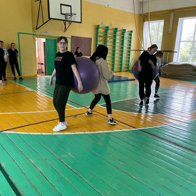 Студенты Кузнецкого многопрофильного колледжа приняли участие в акции "Спортивное Лето с ГТО"