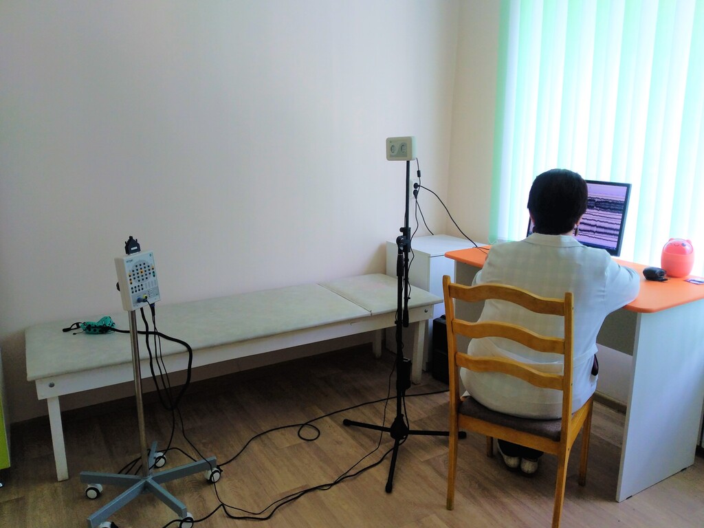 «Кузнецкая межрайонная детская больница» получила   аппаратно-программный электроэнцефалографический комплекс