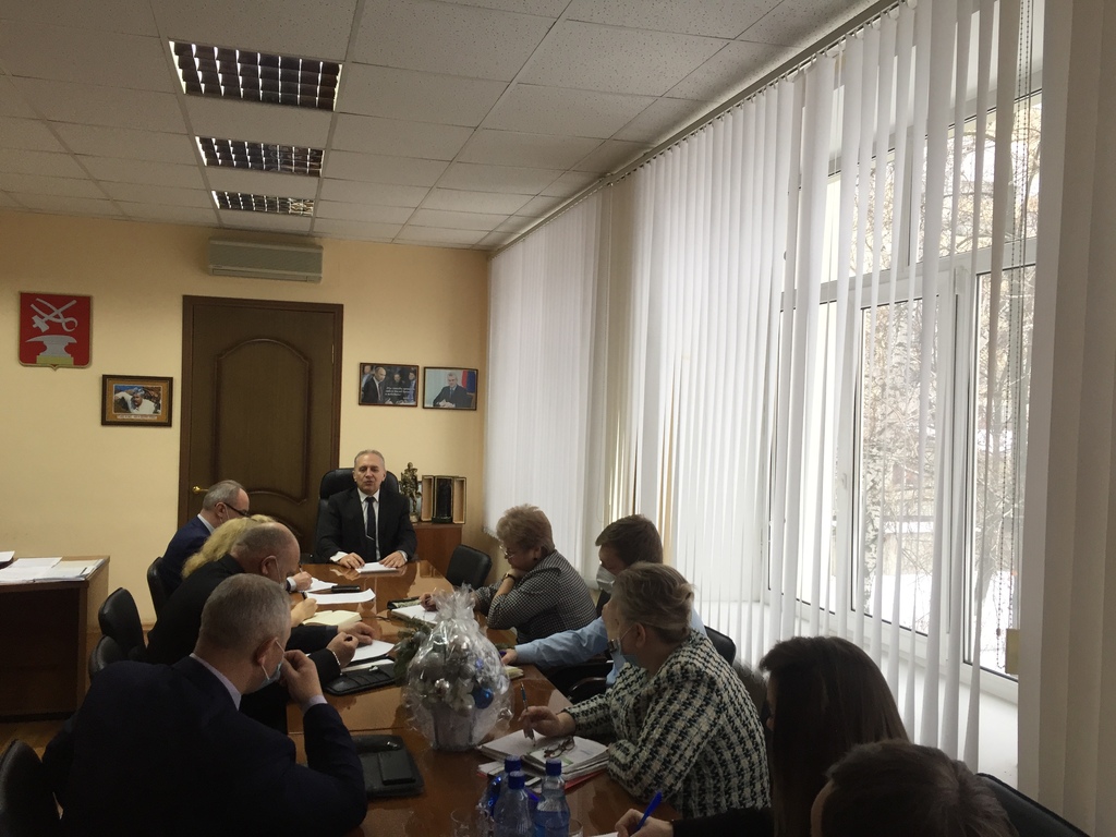 Сергей Златогорский провел рабочее совещание с советом директоров средних специальных учебных заведений города Кузнецка