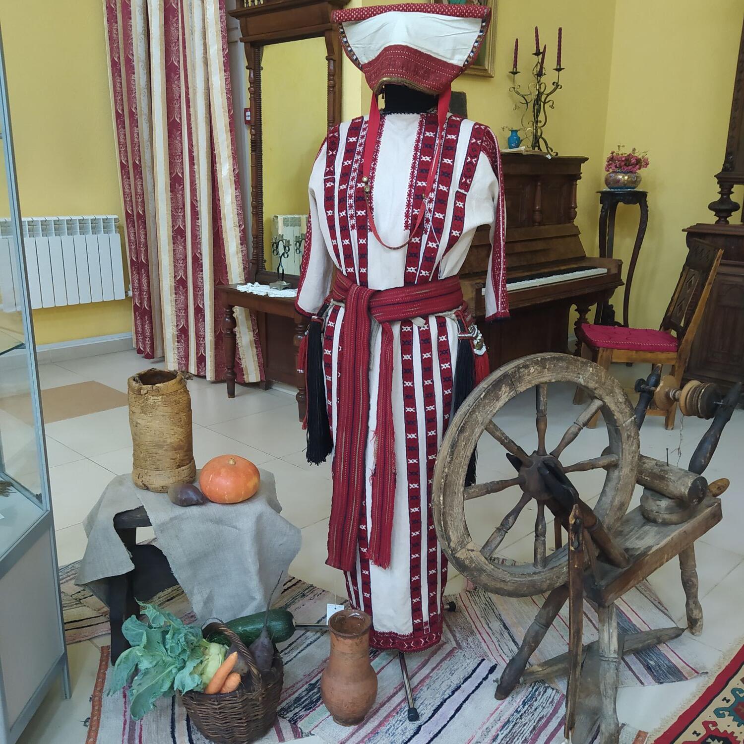 В  музейно-выставочном центре открылась уникальная выставка «Пензенская мордва: традиции материальной и духовной культуры (IV – начало XX века)»