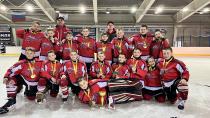 Очередная победа кузнецких хоккеистов