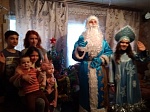 Волонтеры поздравили с наступающим Рождеством детей  из многодетных семей