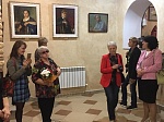 В Галерее искусств открылась выставка картин художника Михаила Белякина