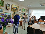 В юношеской библиотеке открылась персональная выставка художника-живописца Владимира Зыкова