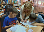В детской библиотеке прошёл мастер-класс в рамках Всероссийской акции «Свеча памяти» 
