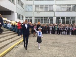 Сергей Златогорский поздравил с Днем знаний учеников 6 -й школы
