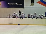 На ледовом катке «Арена» проходит очередная игра по хоккею с шайбой  на первенство ПФО