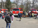 В честь Дня пожарной охраны в Кузнецке прошел показ пожарной техники 