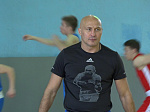 Экс-чемпион мира Роман Кармазин провел мастер-класс для кузнецких боксеров
