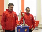 Кубок, завоеванный сборной России на Чемпионате мира по пляжному футболу в 2013 году, прибыл в Кузнецк